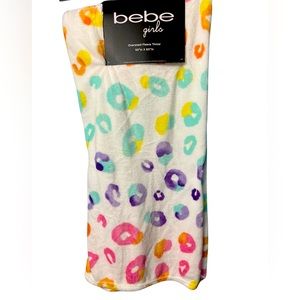 NWT Bebe Girls 50x60in rainbow leopard blanket